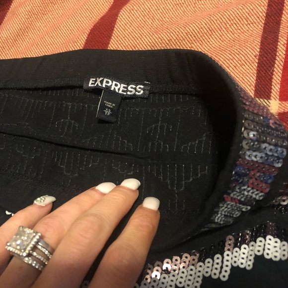 Express Aztec skirt - Picture 2 of 2